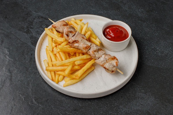 Шашлычок из индейки с гарниром на выбор