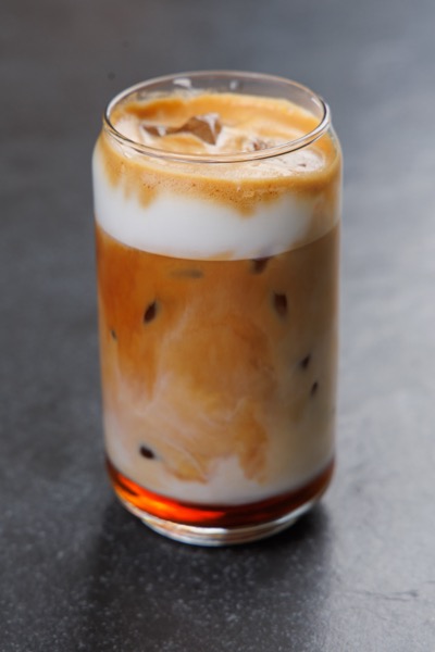 Айс латте с карамелью