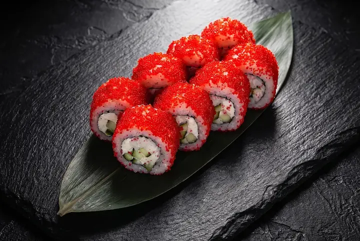 Калифорния  с камчатским крабом