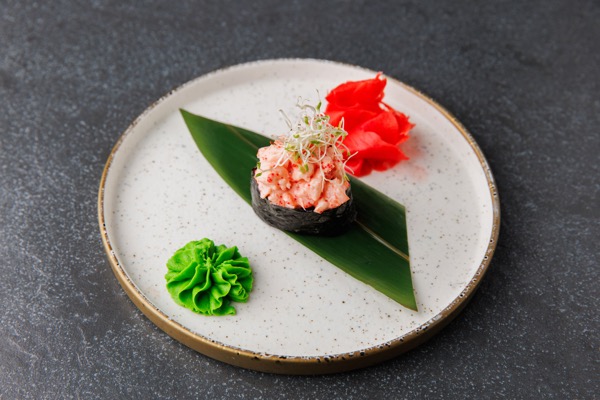 Гункан с креветкой